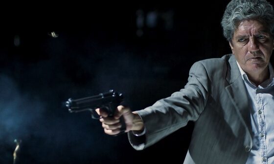 Y nos vamos con la película “Hombre muerto no sabe vivir” del director Ezekiel M